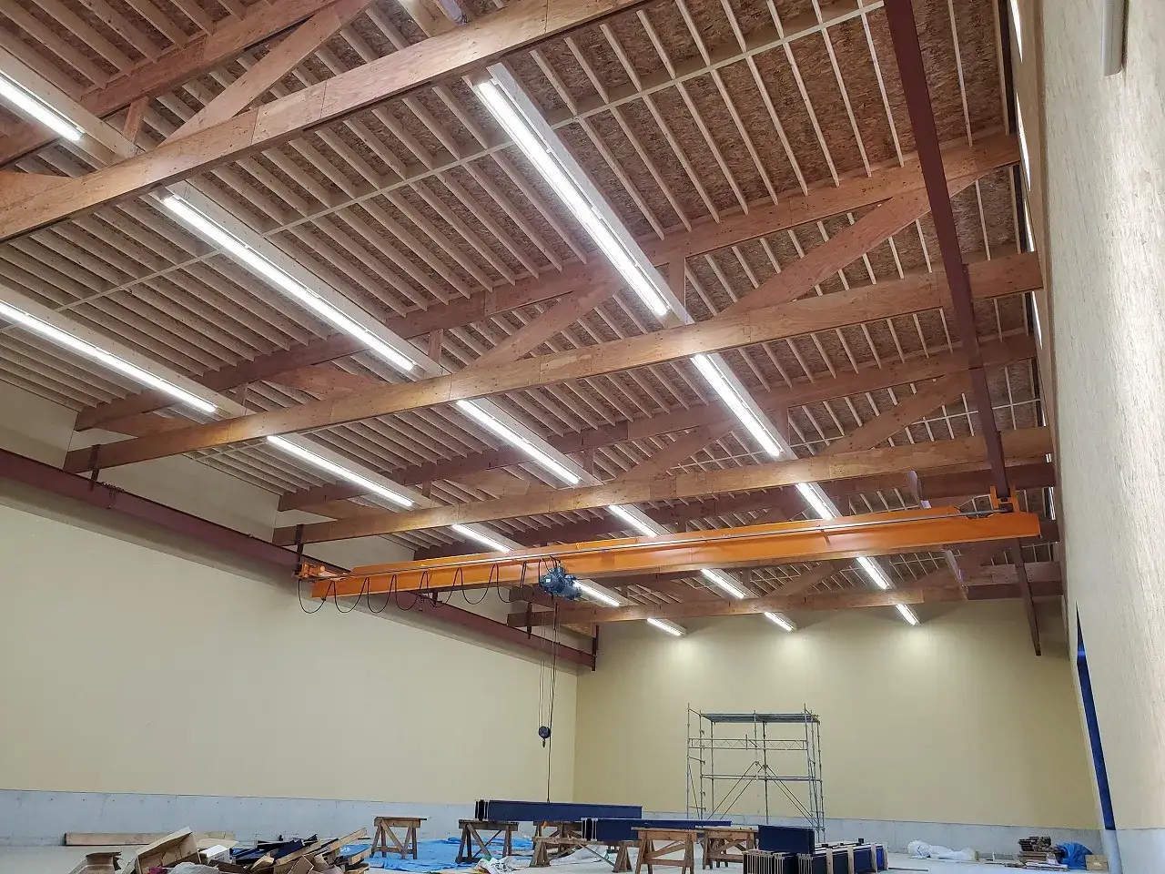 弊社パネル加工工場 2