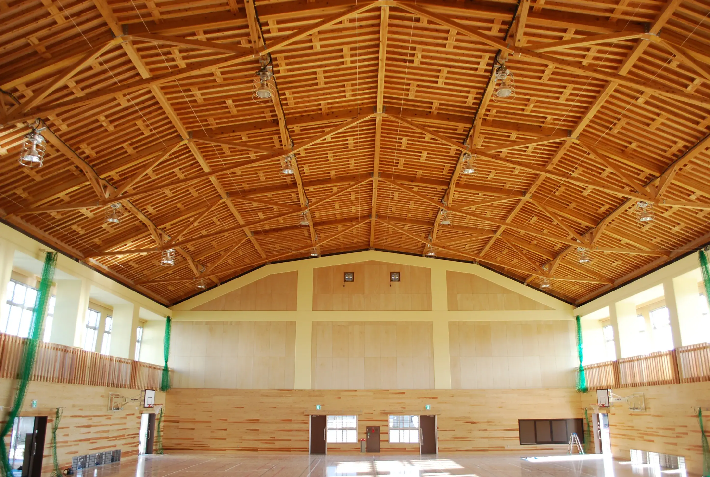 小学校体育館